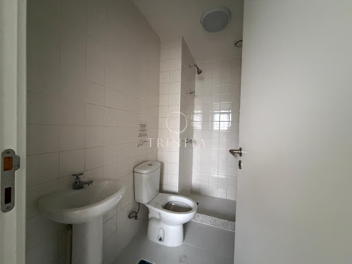 banheiro-trinitaimobiliaria-elos-ilhapura