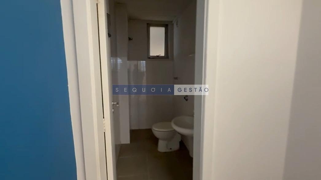 Comercial à venda com 2 banheiros, 2 vagas e 135m² no Centro, Curitiba (PR) — foto 11 de 11
