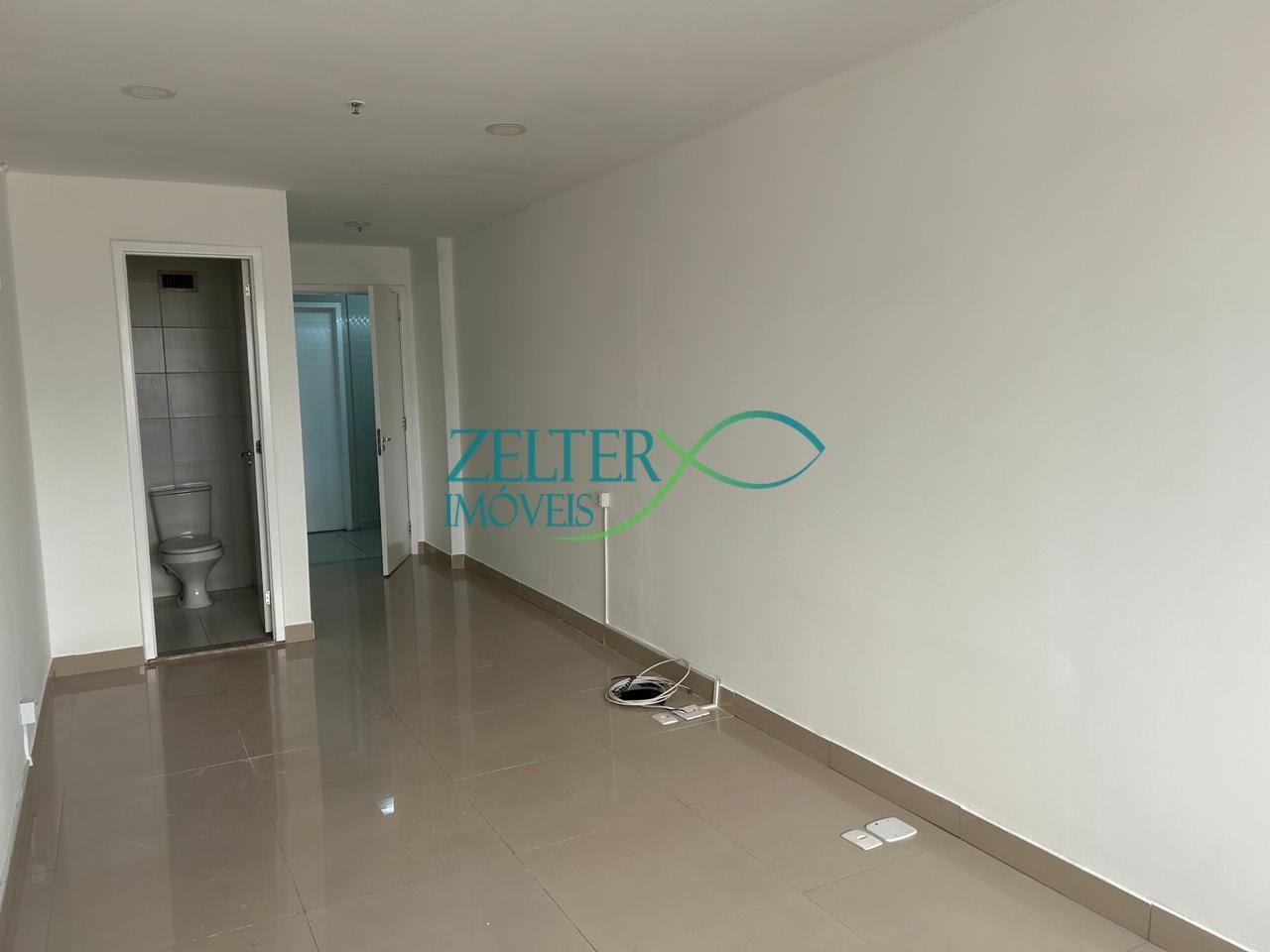 Comercial para alugar com 1 banheiro, 1 vaga e 27m² no Vila da Penha, Rio de Janeiro (RJ) — foto 3 de 9