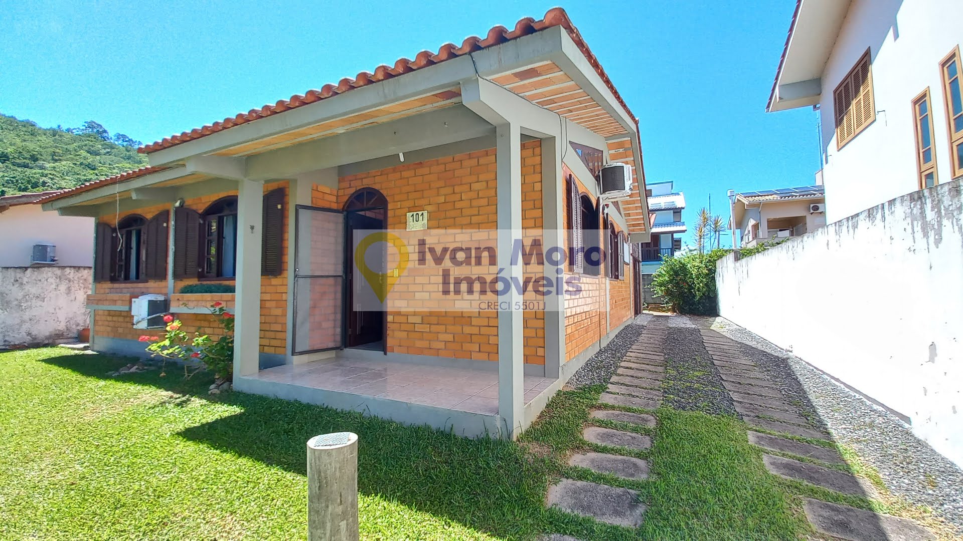 Casa para alugar com 3 quartos, 1 suíte, 3 vagas e 150m² no Daniela, Florianópolis (SC) — foto 8 de 30