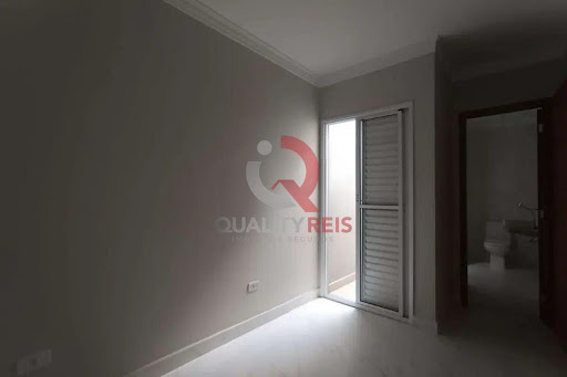 Casa Sobrado à Venda em Vila Mazzei, SP - 3 Suítes
