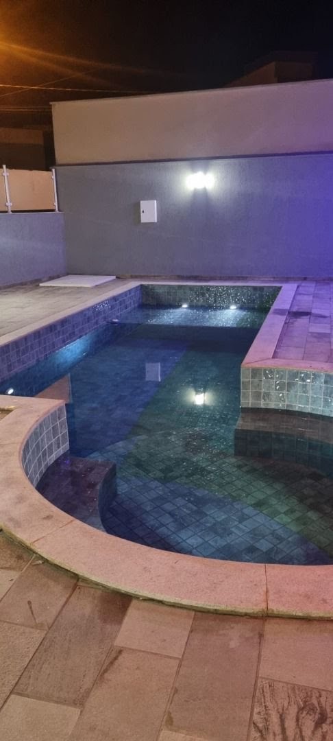 Casa à venda com 3 quartos, 4 banheiros, 5 vagas e 255m² no Bonfim Paulista, Ribeirão Preto — foto principal