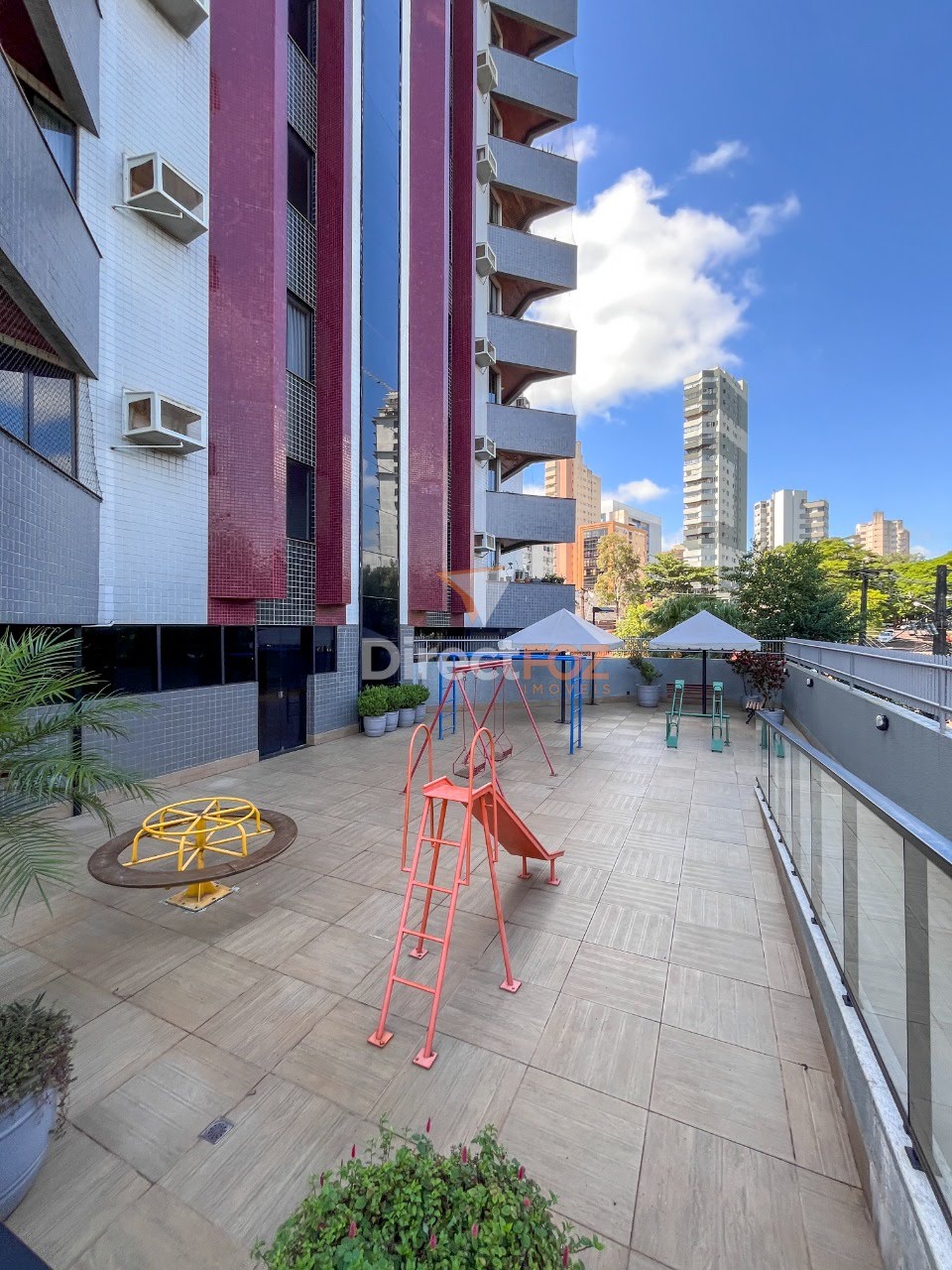 Apartamento à Venda no Edifício Tocantins - Centro, Foz do Iguaçu