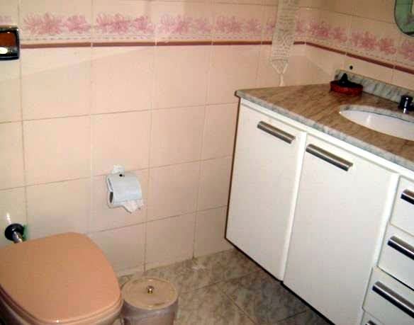 Casa à venda com 4 quartos, 1 suíte, 5 vagas e 320m² no Taboão, Diadema (SP) — foto 12 de 12