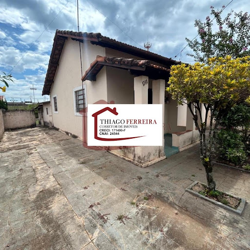 Casa em Vila Rossi  -  Santa Rita do Passa Quatro
