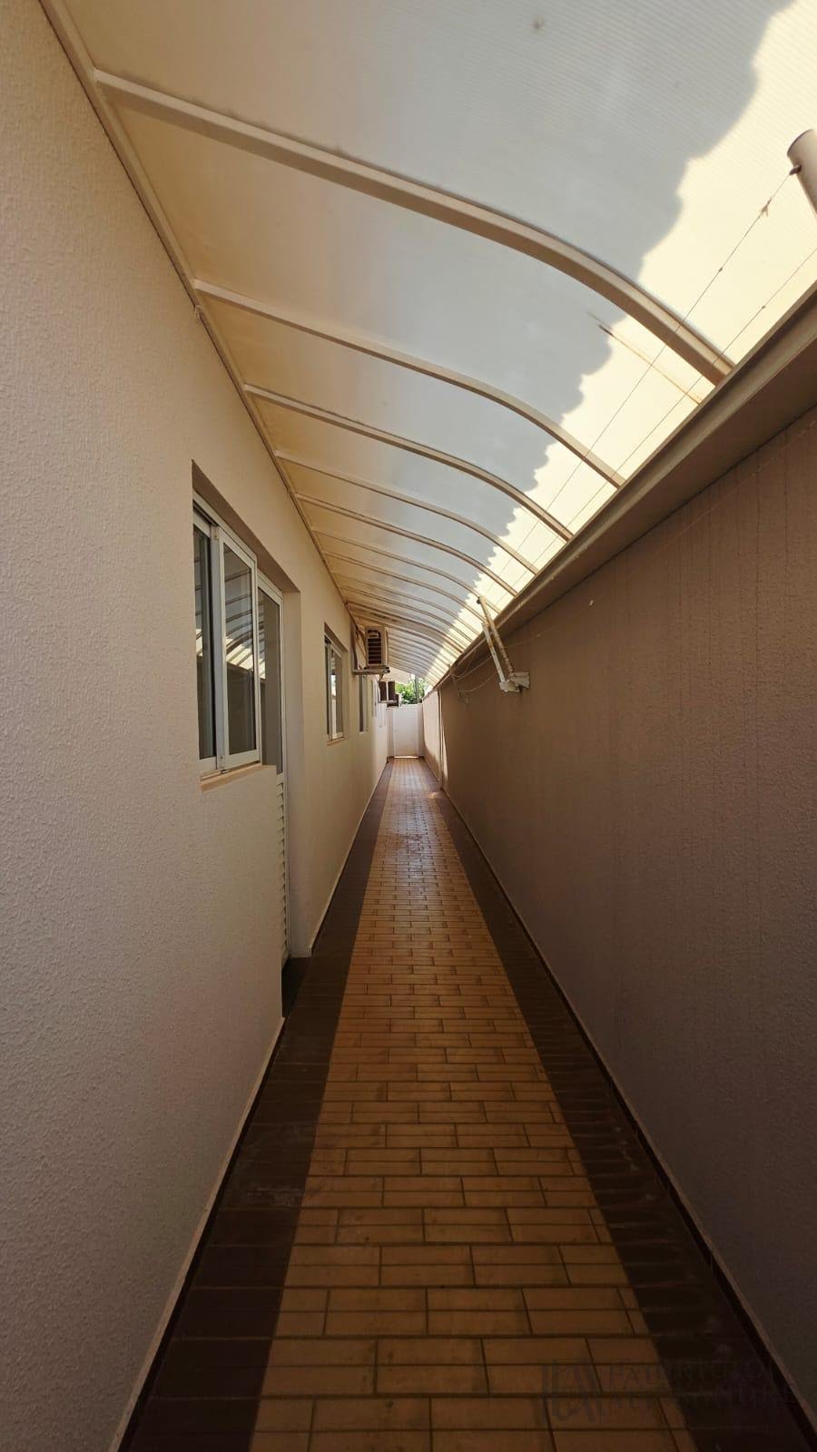 Casa à venda com 3 quartos, 3 suítes, 4 vagas e 250m² no Parque Residencial Damha, São José do Rio Preto (SP) — foto 3 de 30