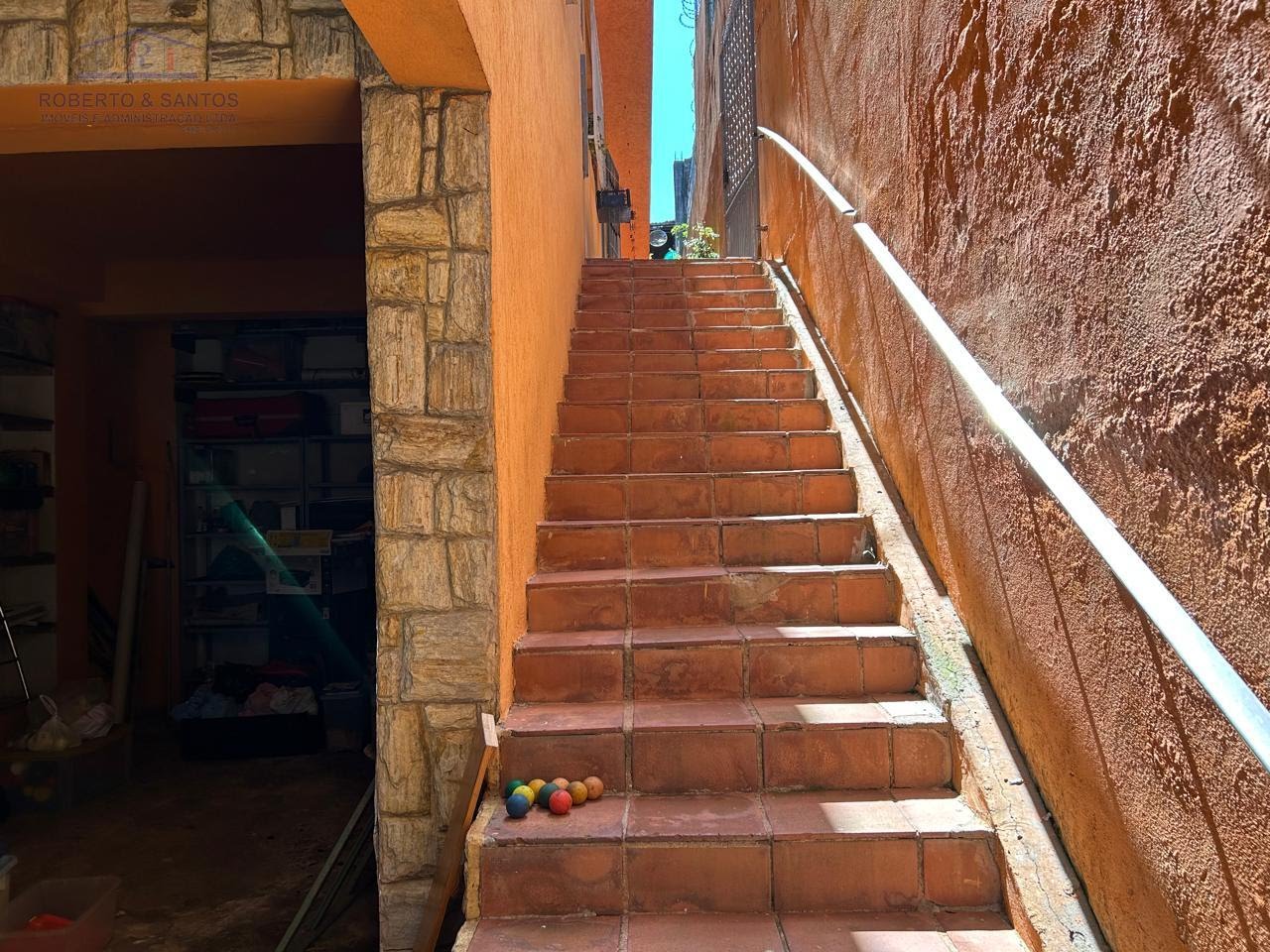Escadas de entrada