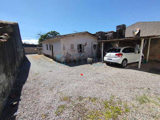 Casa em Forquilhinhas  -  São José