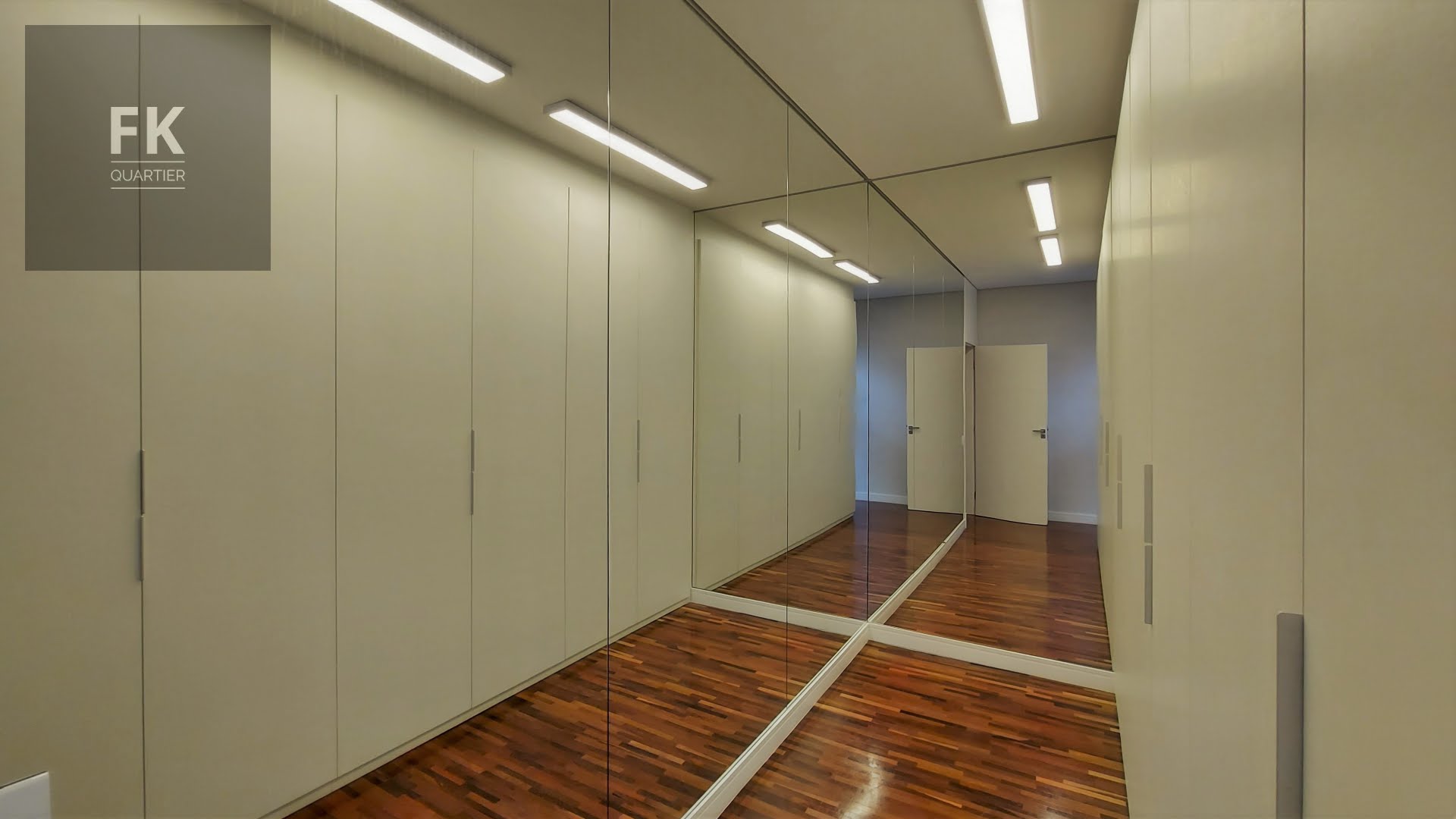 Casa à venda com 4 quartos, 4 suítes, 6 vagas e 462m² no Alphaville Residencial Dois, Barueri (SP) — foto 21 de 30