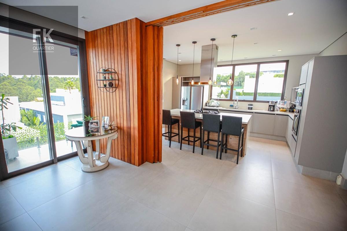 Casa para alugar com 4 quartos, 4 suítes, 6 vagas e 490m² no Tambore, Santana de Parnaíba (SP) — foto 2 de 30