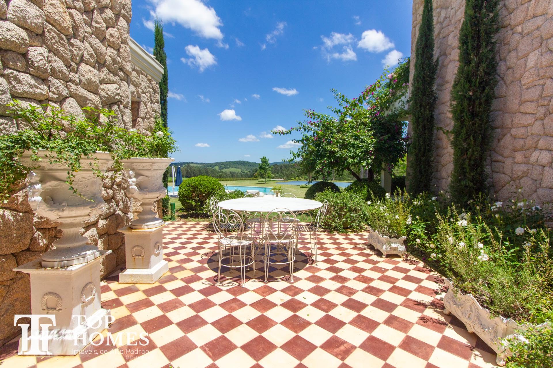 Casa de ALTO PADRÃO/LUXO à venda no condomínio ALMARIAS em Jarinu/Jundiaí