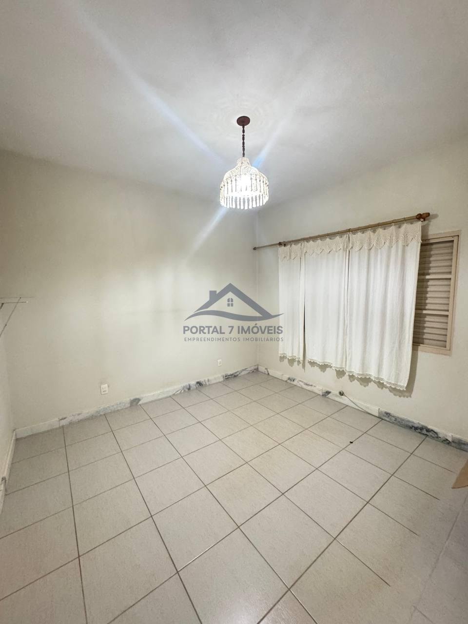 Casa à venda com 5 quartos, 1 suíte, 5 vagas e 485m² no Esplanada do Moinho, Sete Lagoas (MG) — foto 24 de 30
