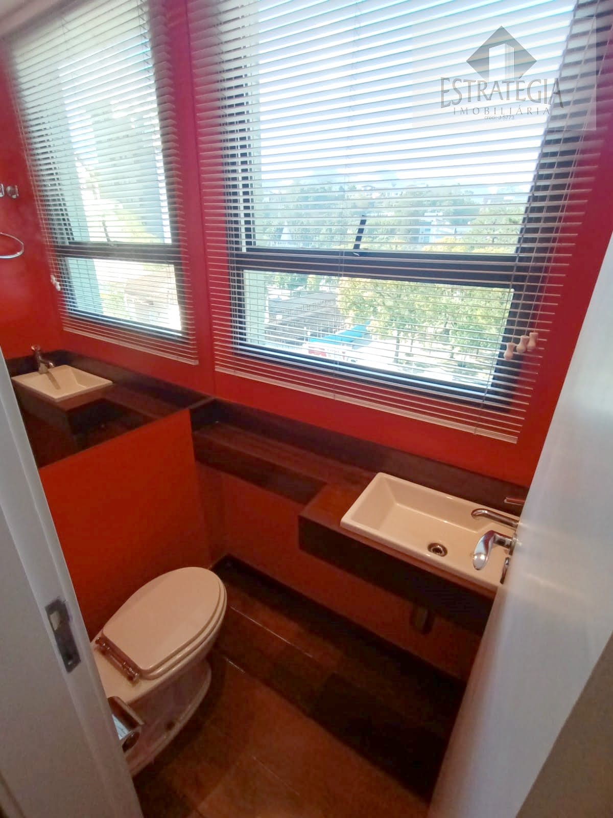 Apartamento à venda com 4 quartos, 2 suítes, 3 vagas e 250m² no Centro, Petrópolis (RJ) — foto 9 de 30