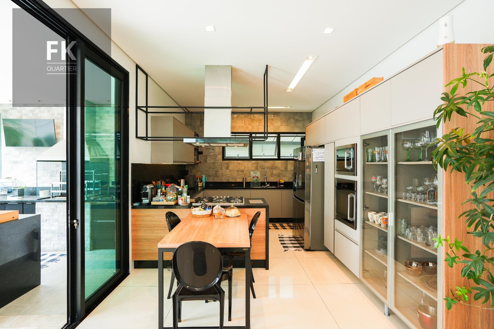 Casa à venda com 4 quartos, 4 suítes, 4 vagas e 471m² no Alphaville, Santana de Parnaíba (SP) — foto 15 de 30