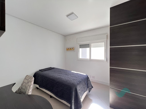 Suíte do apartamento em Jurerê Internacional