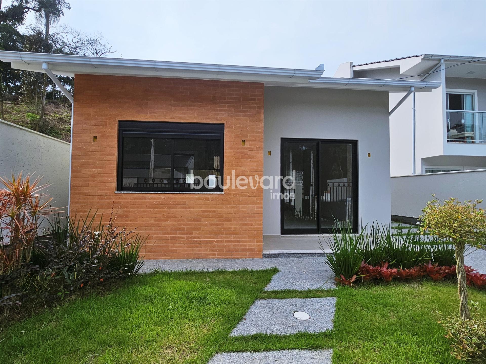 Casa à venda com 2 quartos, 1 suíte, 2 vagas e 68m² no Sertão do Maruim, São José (SC) — foto 11 de 13