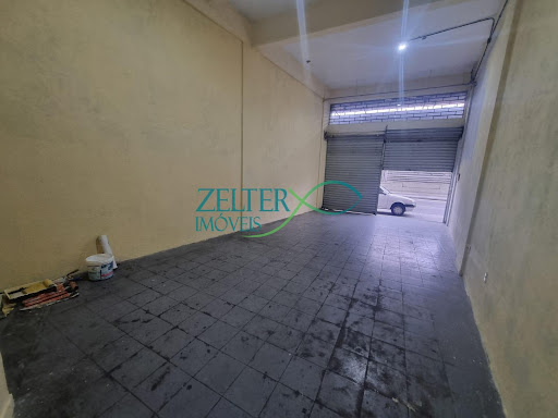 EXCELENTE LOJA COM 40m² AO LADO DOS CORREIOS NA PRAÇA DO CARMO