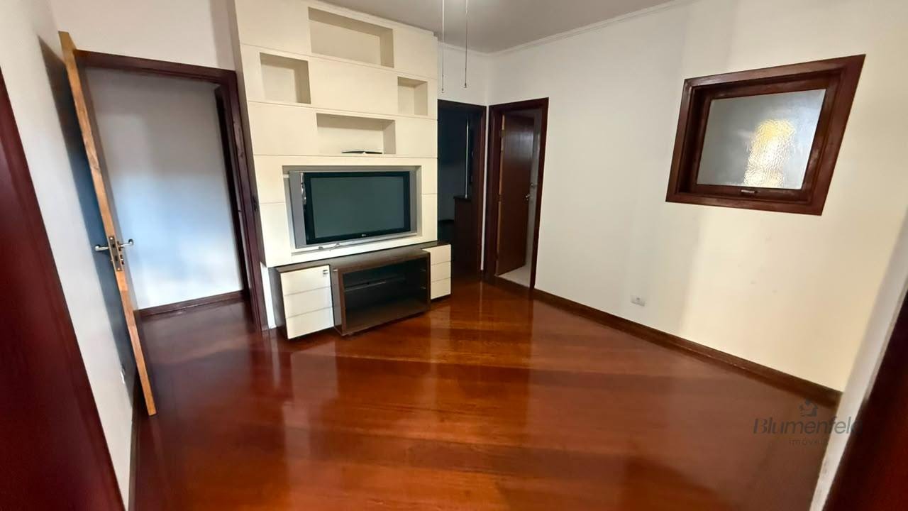 Casa para alugar com 3 quartos, 2 suítes, 3 vagas e 200m² no Condomínio Arujazinho IV, Arujá (SP) — foto 8 de 30