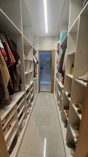 Closet.jpg