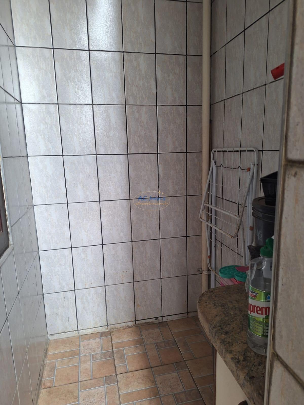 Casa à venda com 3 quartos, 2 suítes, 2 vagas e 121m² no Nova Mirim, Praia Grande (SP) — foto 10 de 23