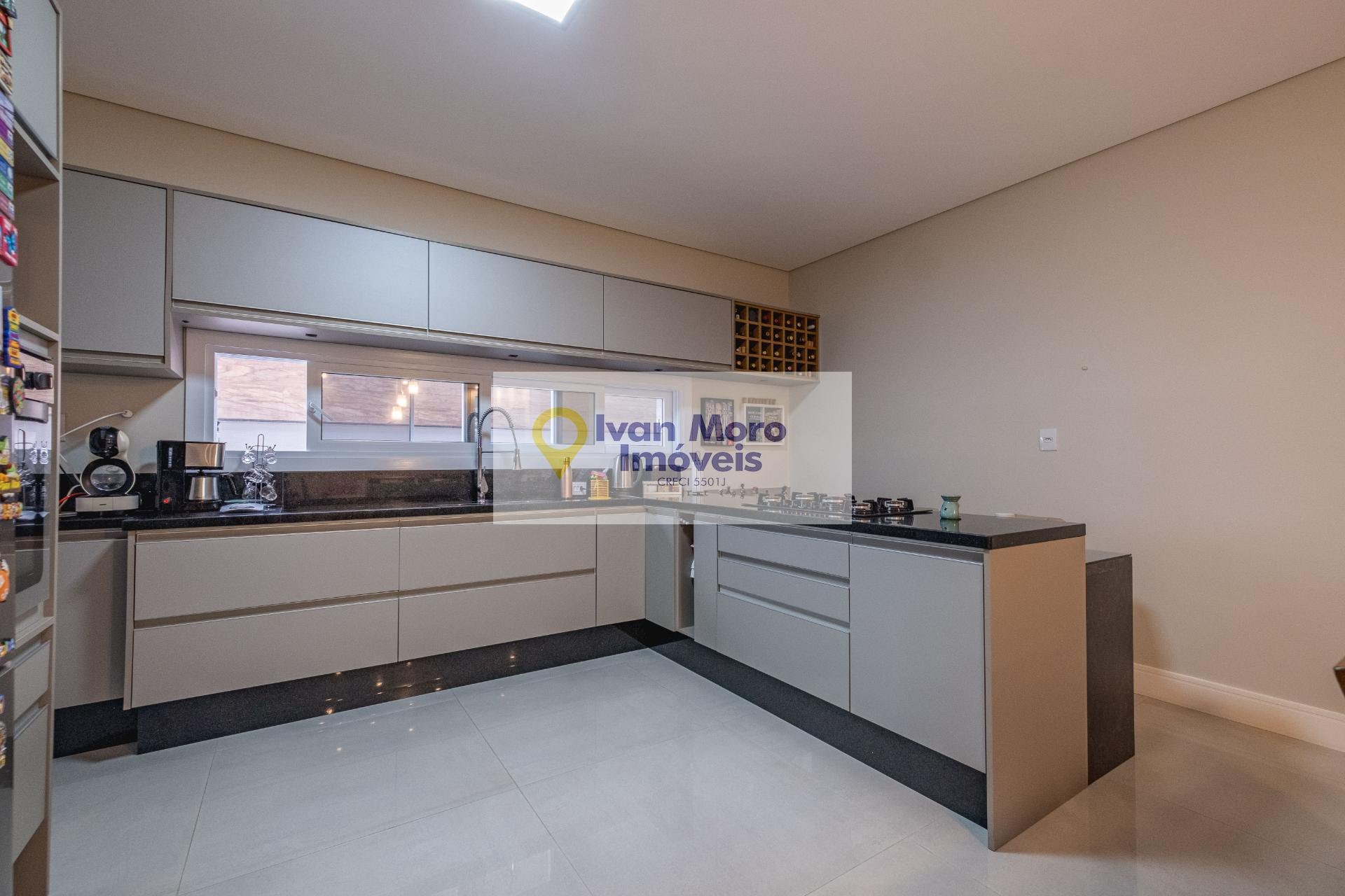Casa à venda com 4 quartos, 4 suítes, 2 vagas e 259m² no Ingleses Norte, Florianópolis (SC) — foto 6 de 30