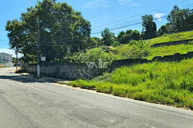 Área Comercial/Residencial com 840 m2 em Guarapari-ES