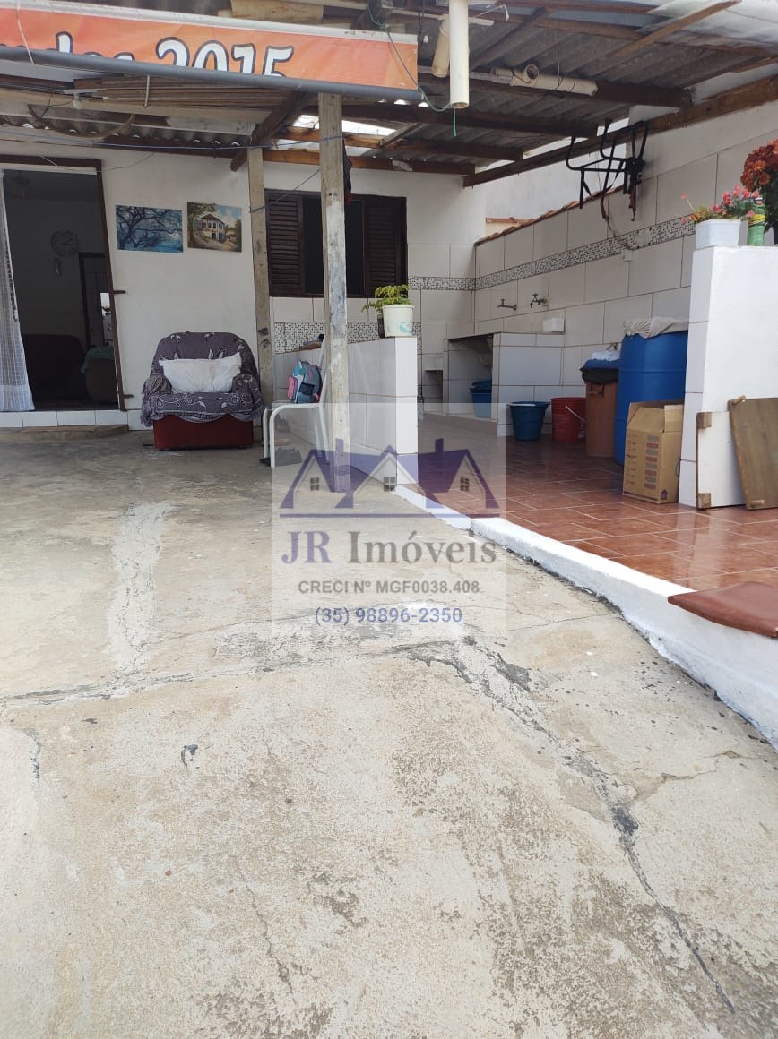 Casa à venda com 2 quartos, 1 banheiro, 2 vagas e 200m² no Vila Rubens, Itajubá (MG) — foto 11 de 30
