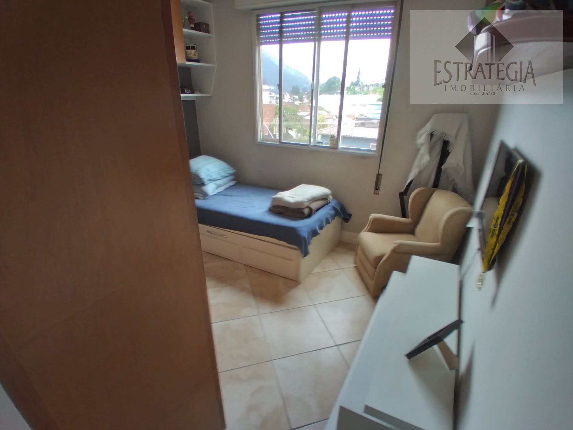 Apartamento à venda com 3 quartos, 1 suíte, 1 vaga e 95m² no Valparaíso, Petrópolis (RJ) — foto 13 de 15