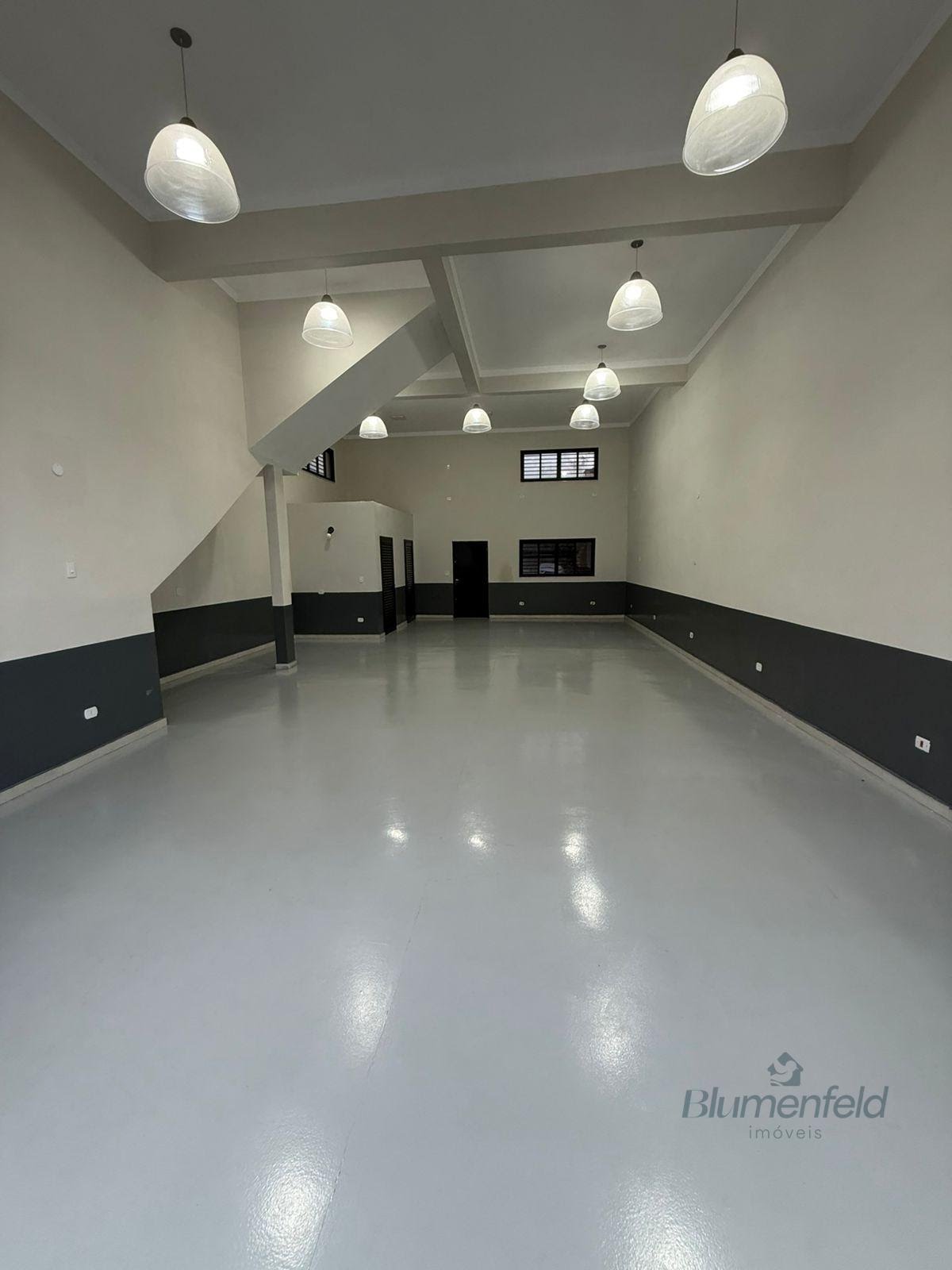 Comercial à venda com 3 banheiros, 2 vagas e 150m² no Arujamérica, Arujá (SP) — foto 4 de 5