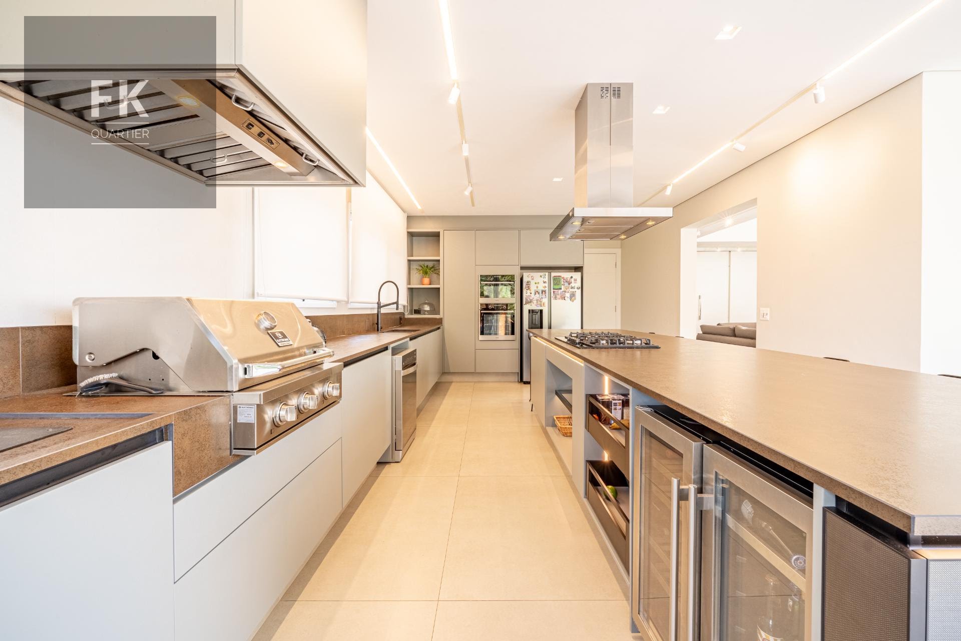 Casa à venda com 4 quartos, 4 suítes, 4 vagas e 425m² no Tamboré, Barueri (SP) — foto 20 de 30