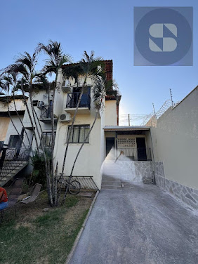 Sobrado à venda em Barra do Pari, Cuiabá | 3 dorms 150m²