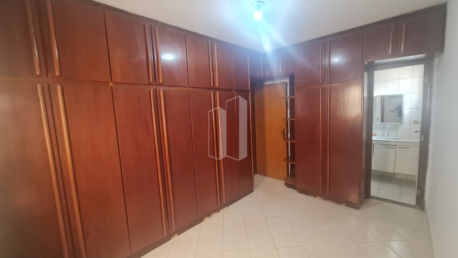 Comercial à venda com 4 banheiros, 4 vagas e 290m² no Água Branca, Goiânia (GO) — foto 13 de 18