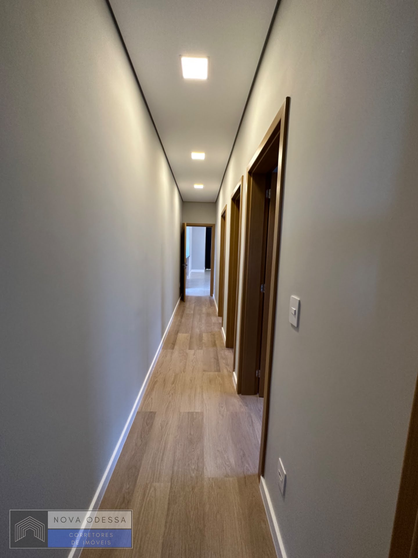 Casa à venda com 3 quartos, 1 suíte, 5 vagas e 185m² no Engenho Velho II, Nova Odessa (SP) — foto 6 de 22