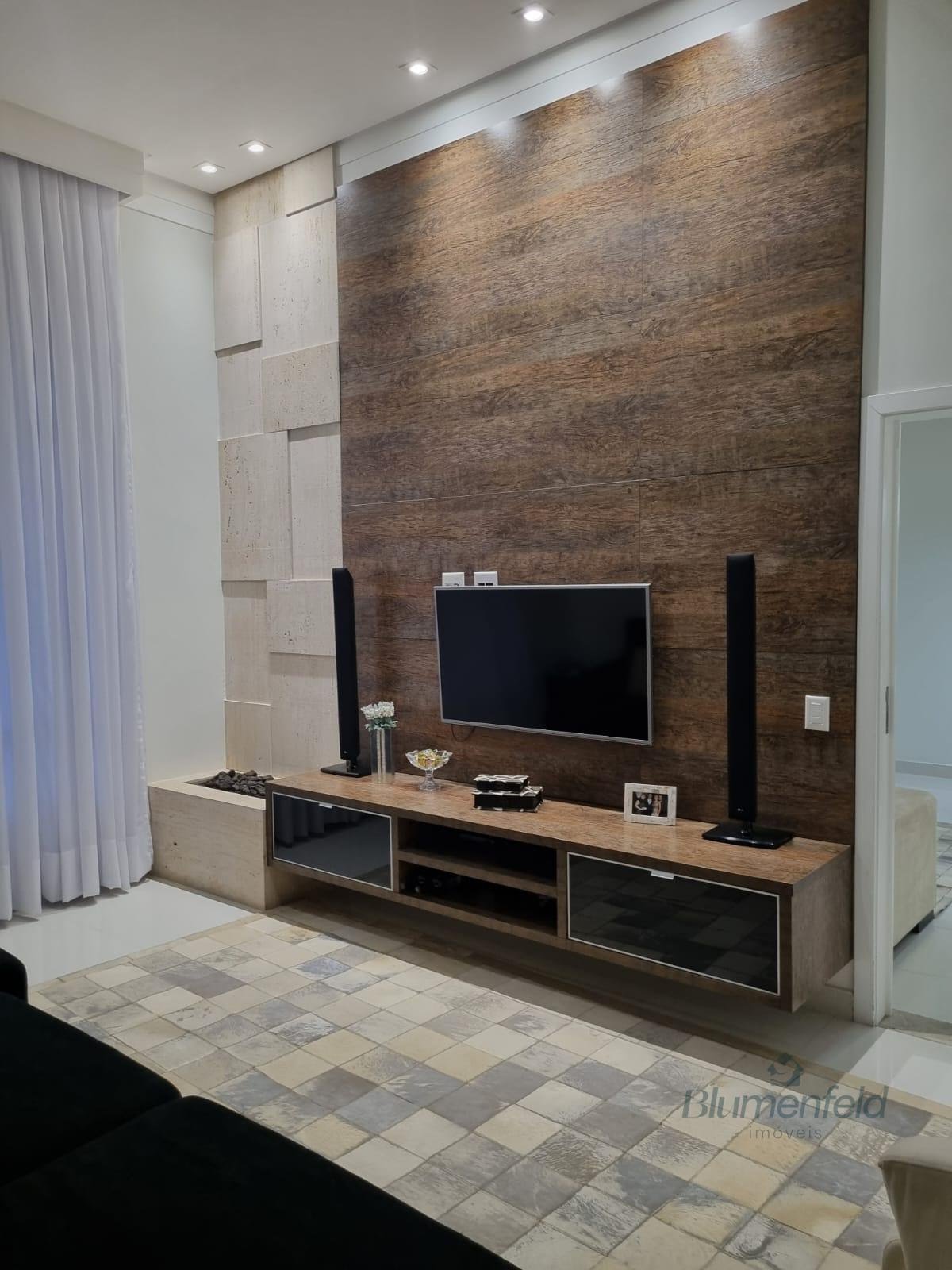Casa à venda com 5 quartos, 5 banheiros e 465m² no Condomínio Arujazinho IV, Arujá (SP) — foto 9 de 30