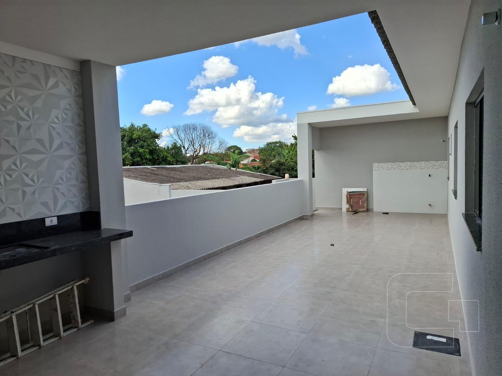 Casa à venda com 3 quartos, 1 suíte e 375m² no Jardim Catuai, Apucarana (PR) — foto 4 de 11