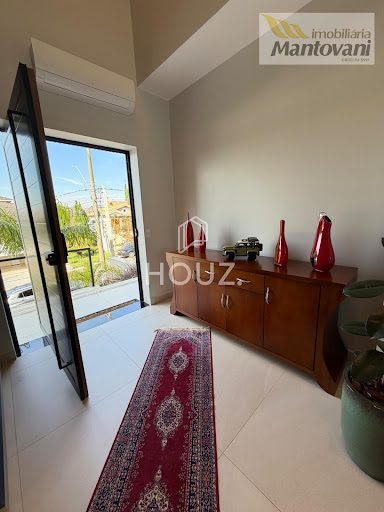 Casa Alto Padrão no Bosques do Junqueira. Confira!