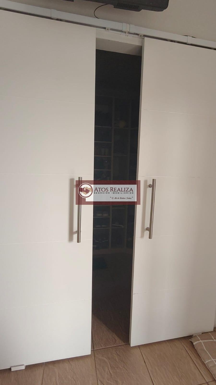 Casa à venda com 3 quartos, 1 suíte, 1 vaga e 170m² no Interlagos, São Paulo (SP) — foto 16 de 28