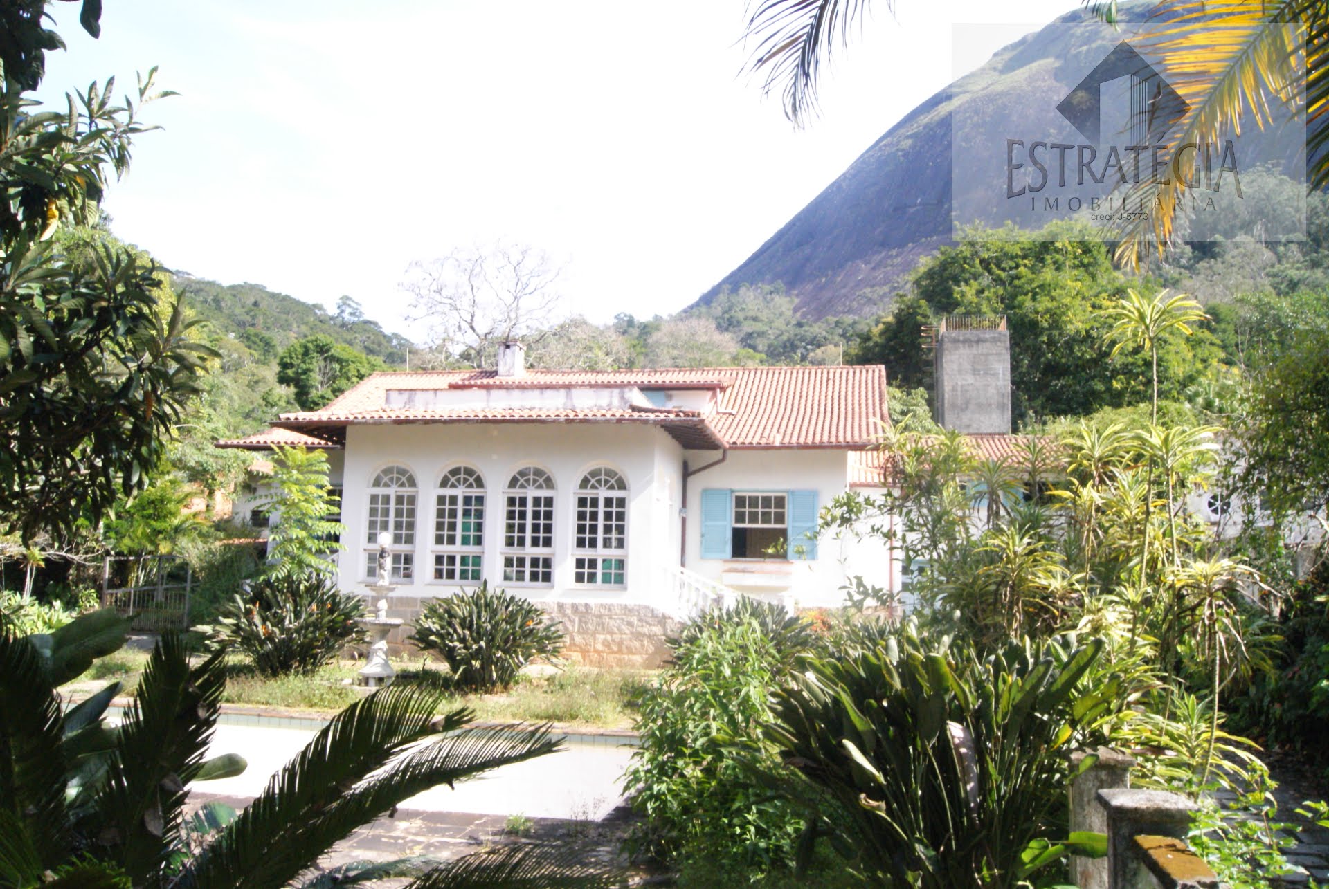 Casa à venda com 6 quartos, 1 suíte, 10 vagas e 250m² no Itaipava, Petrópolis (RJ) — foto 9 de 23