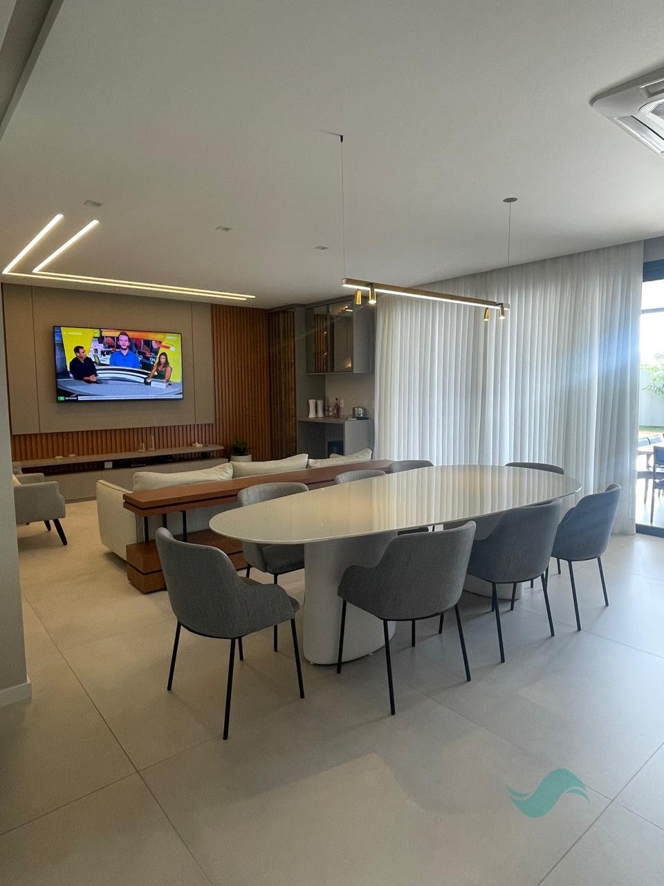 Casa à venda com 5 suítes, 3 vagas e 410m² no Jurerê Internacional, Florianópolis (SC) — foto 7 de 27