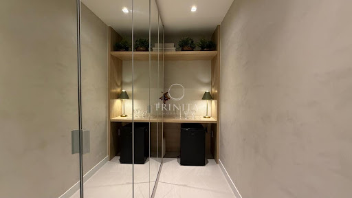closet-trinitaimobiliaria-clariscasa&clube