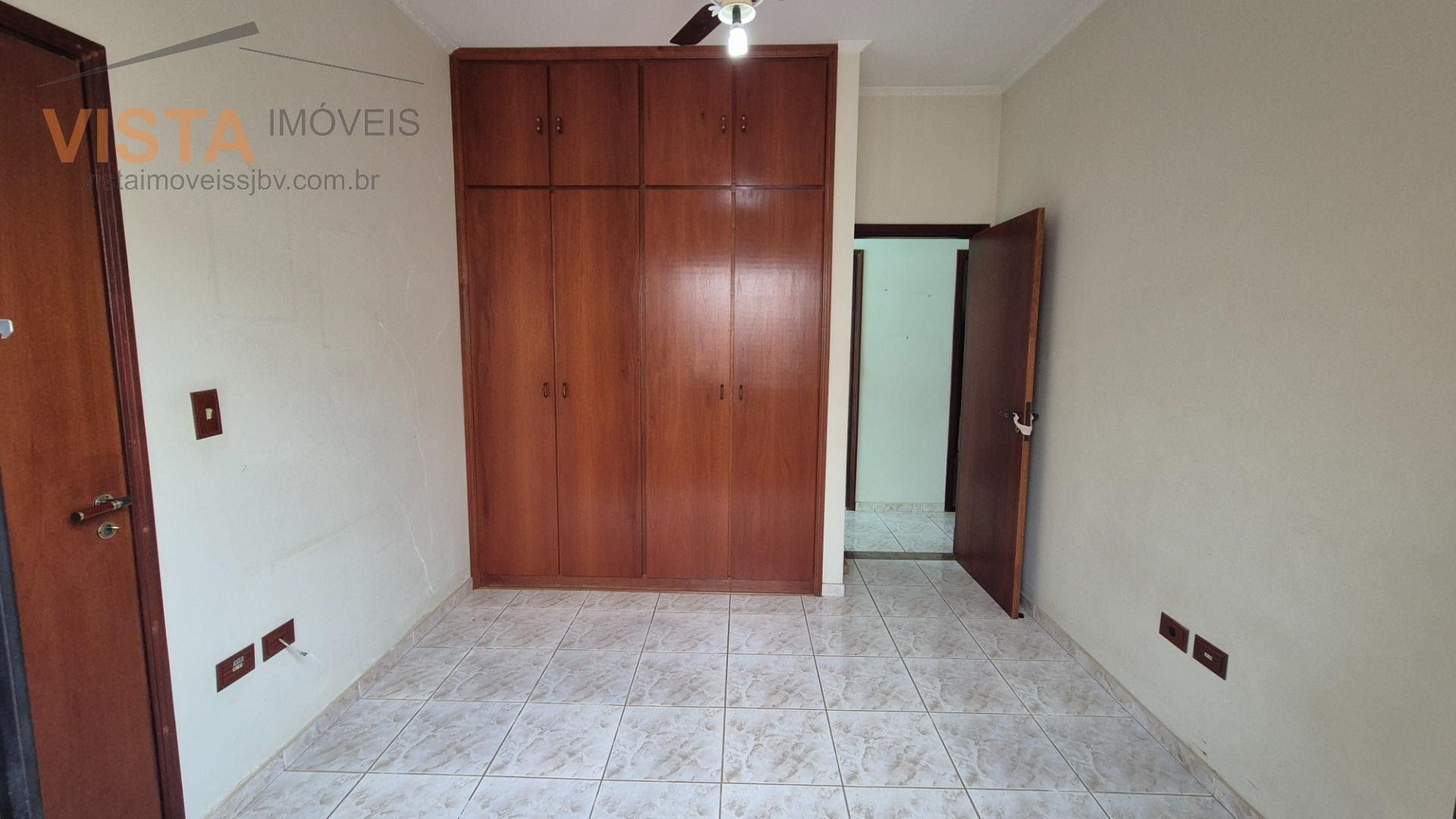Casa à venda com 3 quartos, 1 suíte e 2 vagas no Jardim Nova São João, São João da Boa Vista (SP) — foto 14 de 27