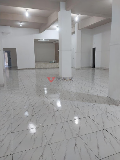 Loja para Alugar no Centro RJ, 236m², 2 Banheiros – R$15.000