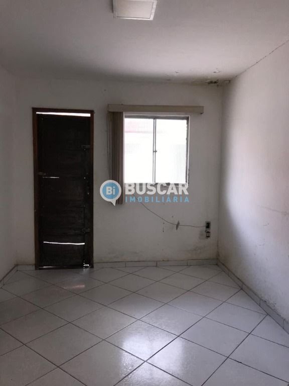Casa à venda com 7 quartos, 1 suíte, 3 vagas e 289m² no Brasília, Feira de Santana (BA) — foto 11 de 12
