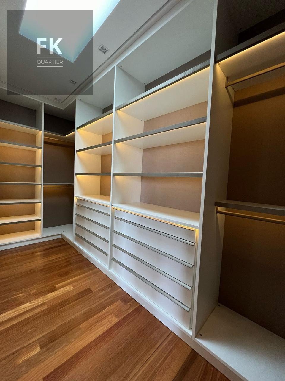 Casa à venda com 4 quartos, 4 suítes, 6 vagas e 575m² no Tamboré, Barueri (SP) — foto 15 de 25