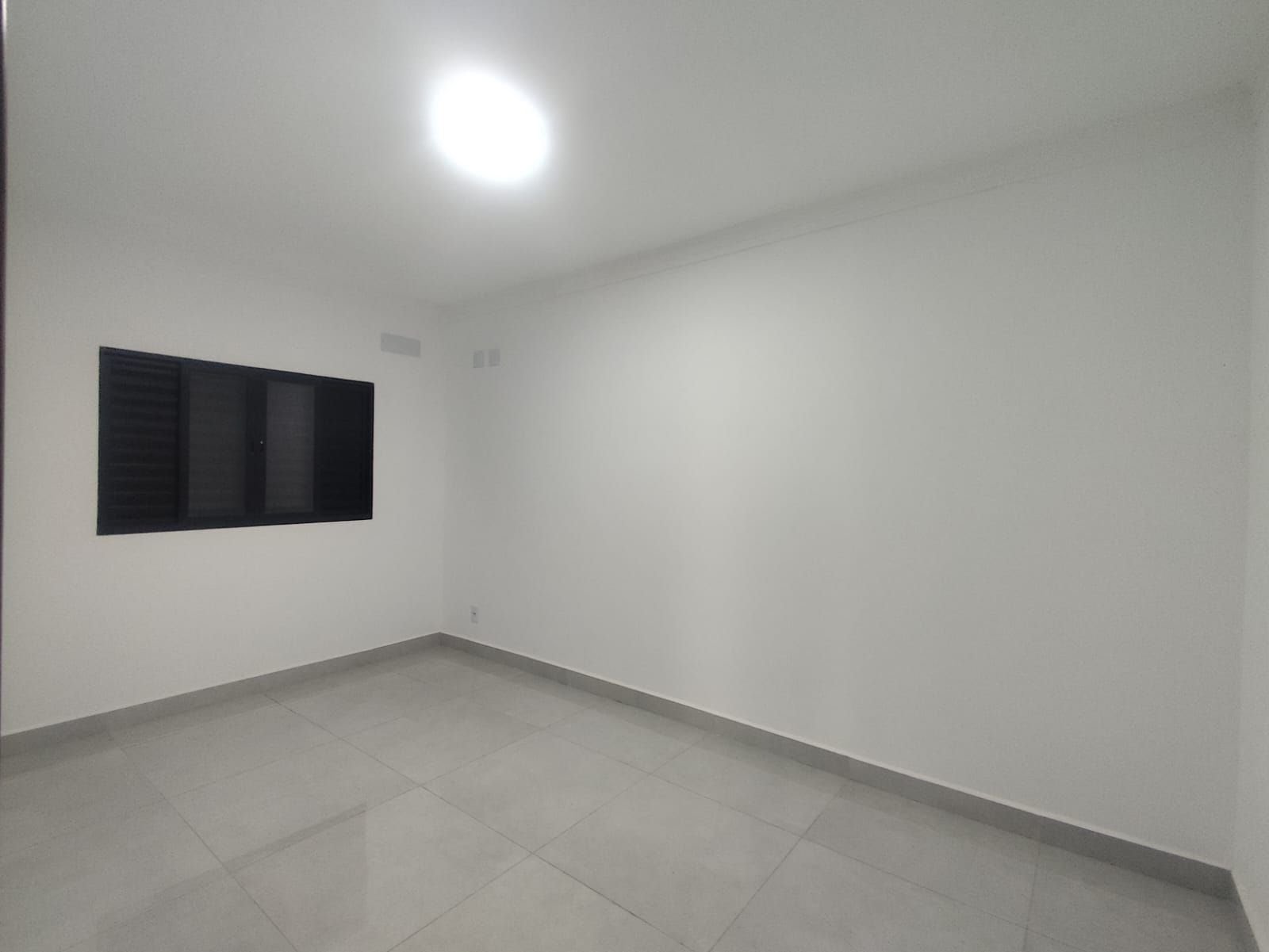 245d85ac-a930-408c-ae52-8054b633d358.jpg