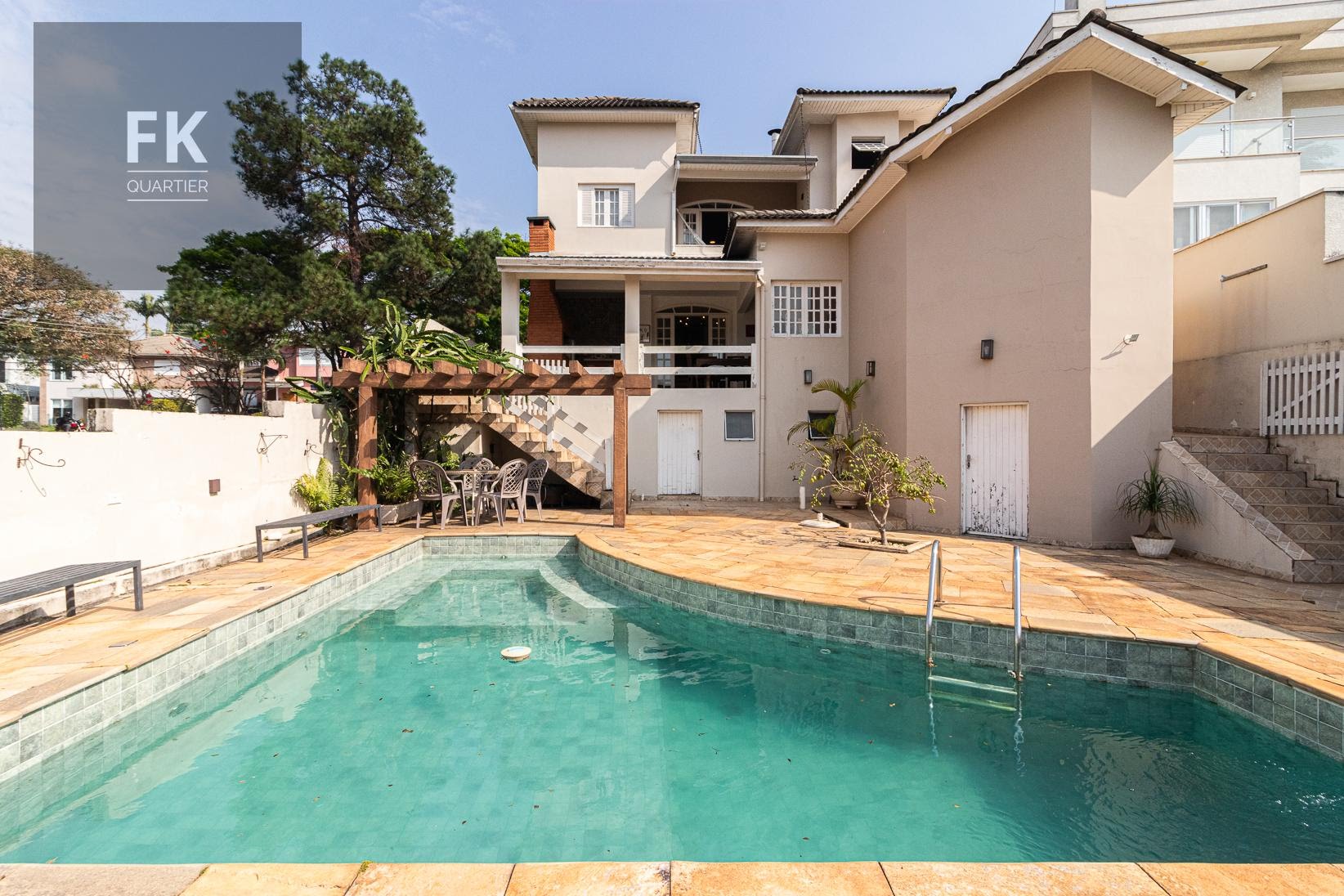 Casa à venda com 4 quartos, 4 suítes, 4 vagas e 398m² no Alphaville, Santana de Parnaíba (SP) — foto 7 de 30