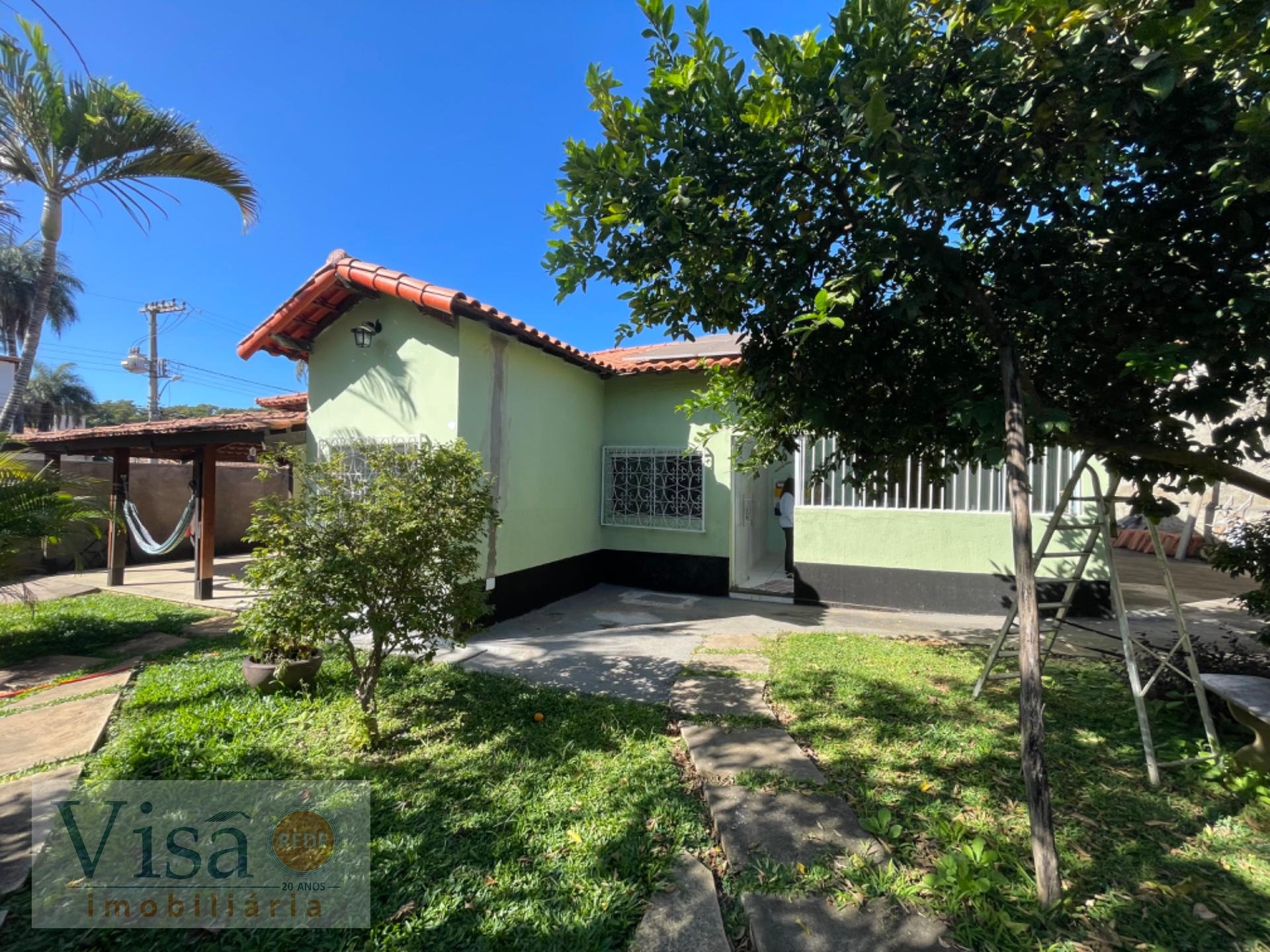 Casa à venda com 3 quartos, 1 suíte, 3 vagas e 150m² no Santana, Paracatu (MG) — foto 2 de 20