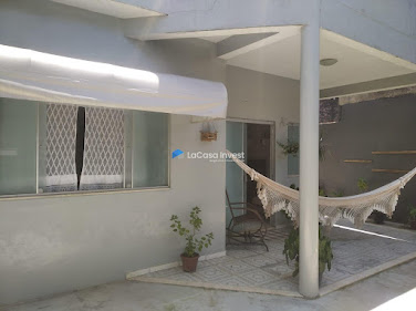 Casa à Venda em Cambolo, Porto Seguro: 3 Quartos, 1 Suíte, R$850mil