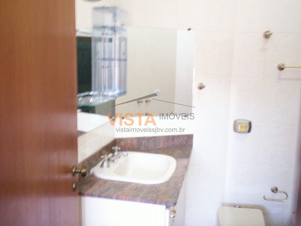 Casa à venda com 4 quartos, 4 suítes e 383m² no São Benedito, São João da Boa Vista (SP) — foto 18 de 30