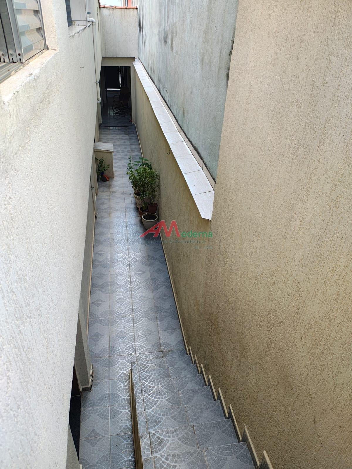 Casa à venda com 2 quartos, 2 vagas e 129m² no Rudge Ramos, São Bernardo do Campo (SP) — foto 13 de 23